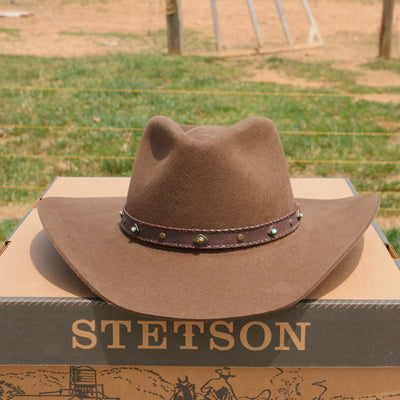 buffalo felt cowboy hat